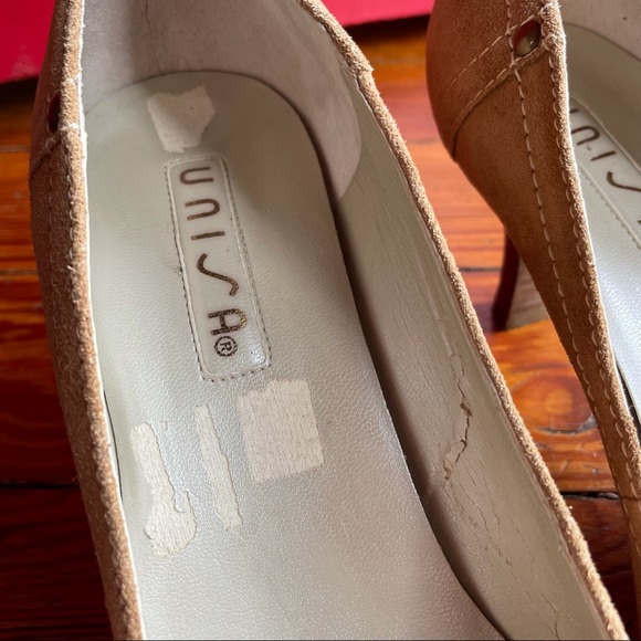 Unisa Camel Colored Suede Pumps, Square Toe, 8 - Picture 7 of 12